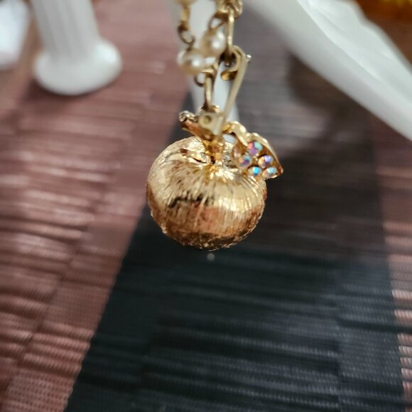 Gold Toned & Rhinstone Apple Pendant on Dua Strand Faux Pearl Bracelet - Picture 7 of 10